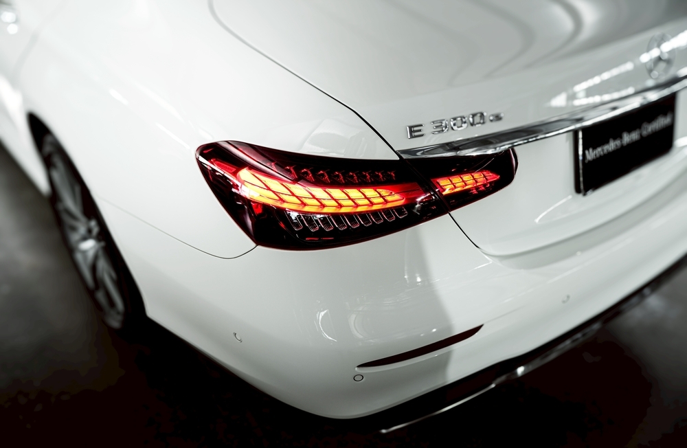 LINE_ALBUM_Certified E 300 e AMG Dynamic_250825_15.jpg